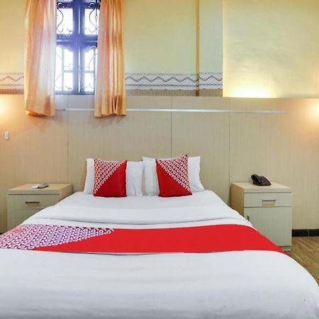 Oyo 1140 Hotel Tresya Tanjung Balai Tanjungbalai Exteriér fotografie