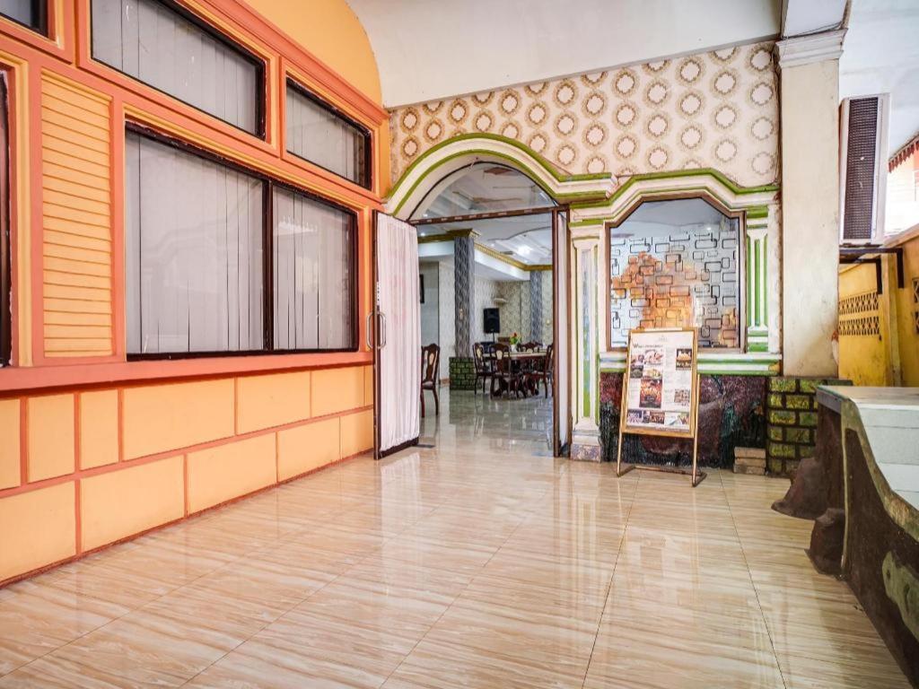 Oyo 1140 Hotel Tresya Tanjung Balai Tanjungbalai Exteriér fotografie